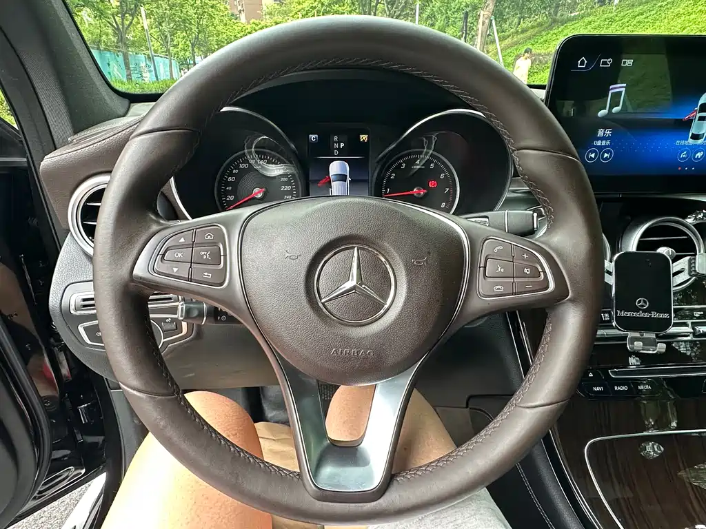 Mercedes-Benz GLC 2019