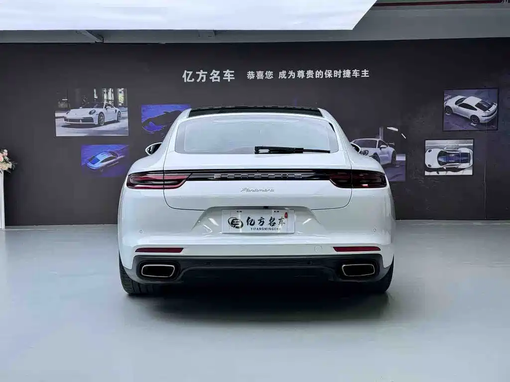 Porsche Panamera 2018 — фото 13