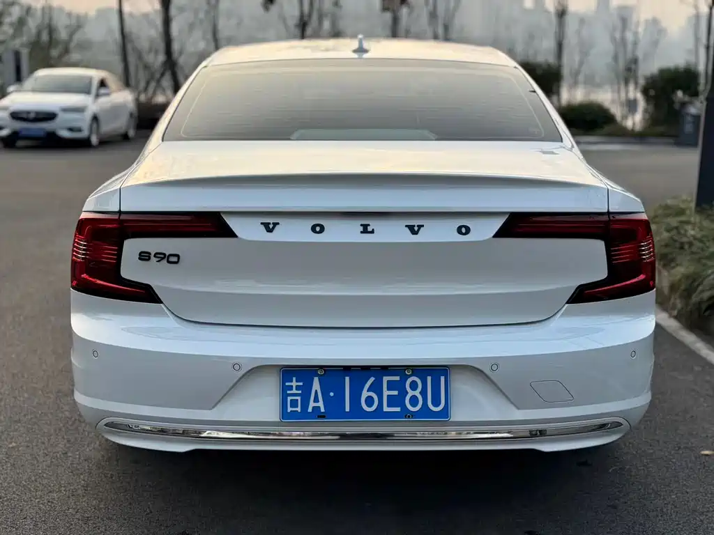 Volvo S90 2023 — фото 5