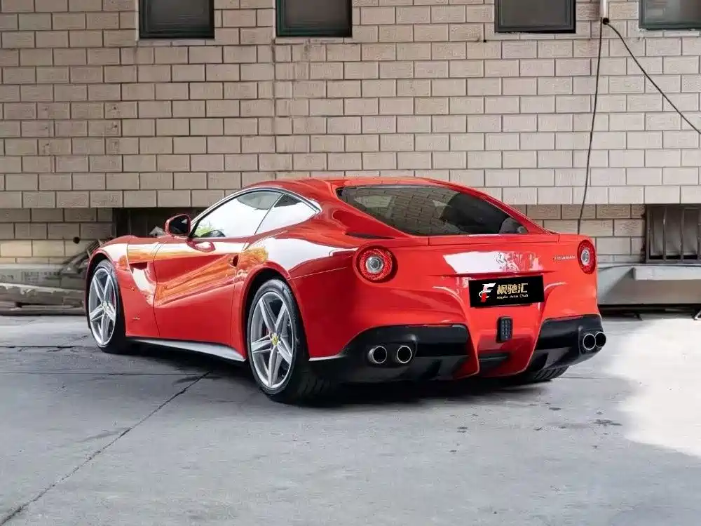 Ferrari F12berlinetta 2013 — фото 2