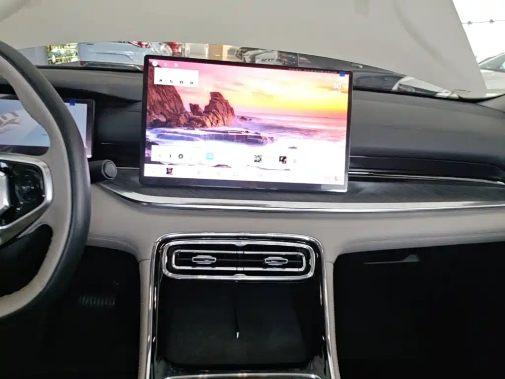 Geely Galaxy Star 6 2025 — фото 13