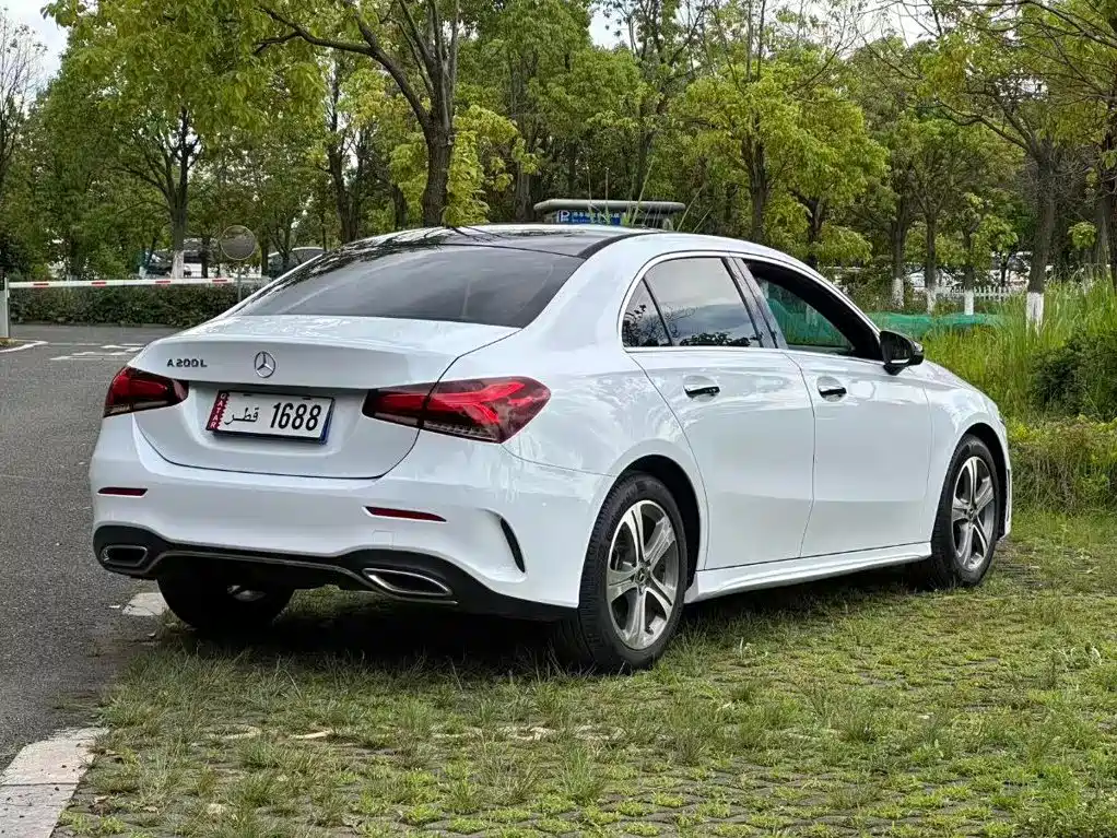 Mercedes-Benz A-Class 2019 — фото 9