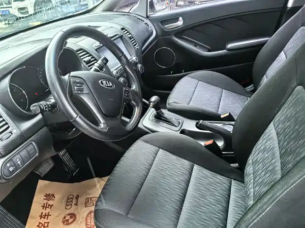 Kia K3 2013