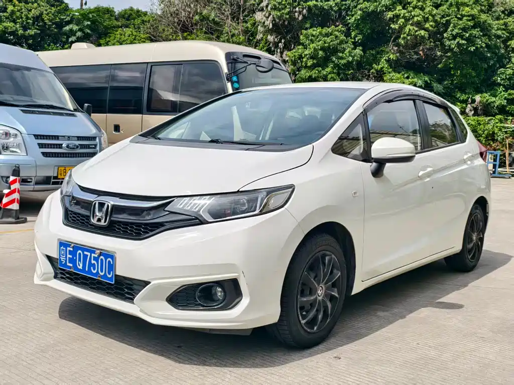 Honda Fit 2019 — фото 3