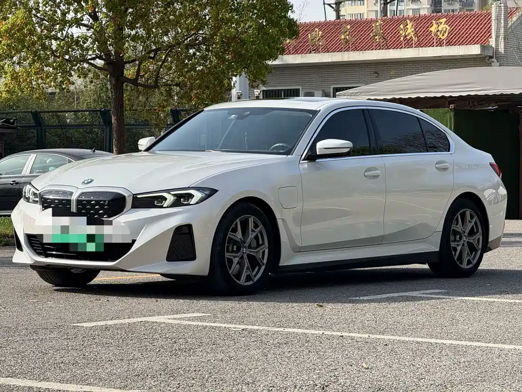 BMW i3 2022