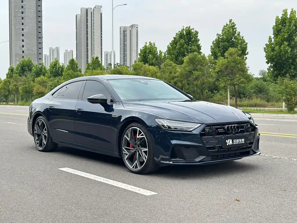 Audi A7L 2022