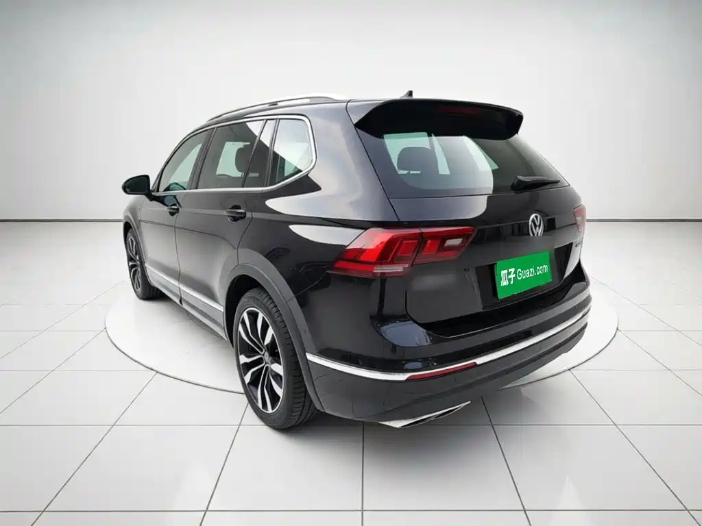 Volkswagen Tiguan L 2021 — фото 4