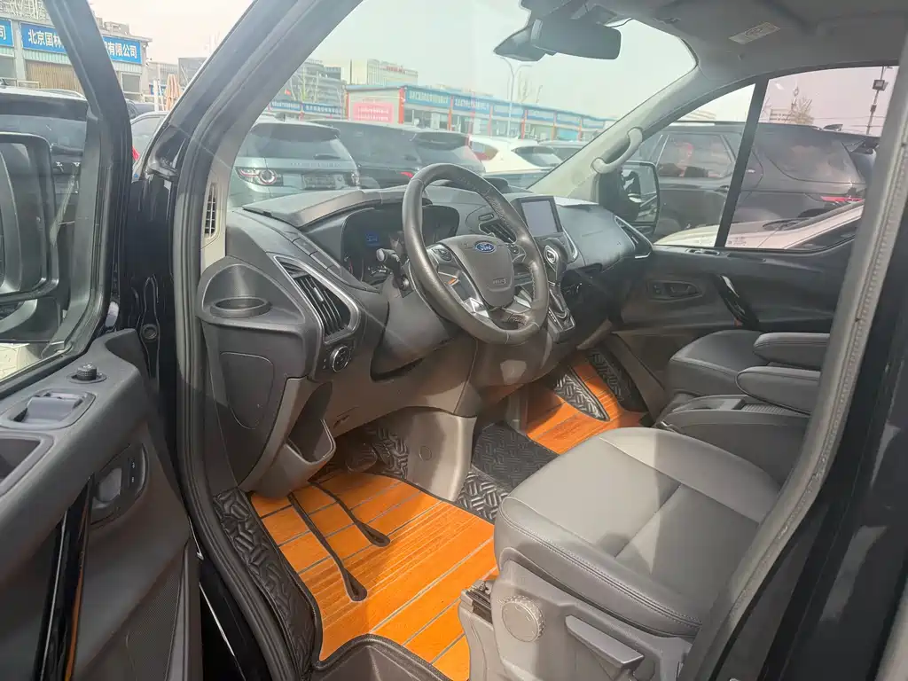 Ford Tourneo 2020 — фото 8