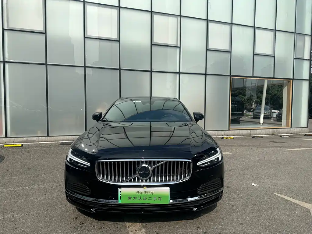 Volvo S90 PHEV 2023 — фото 2
