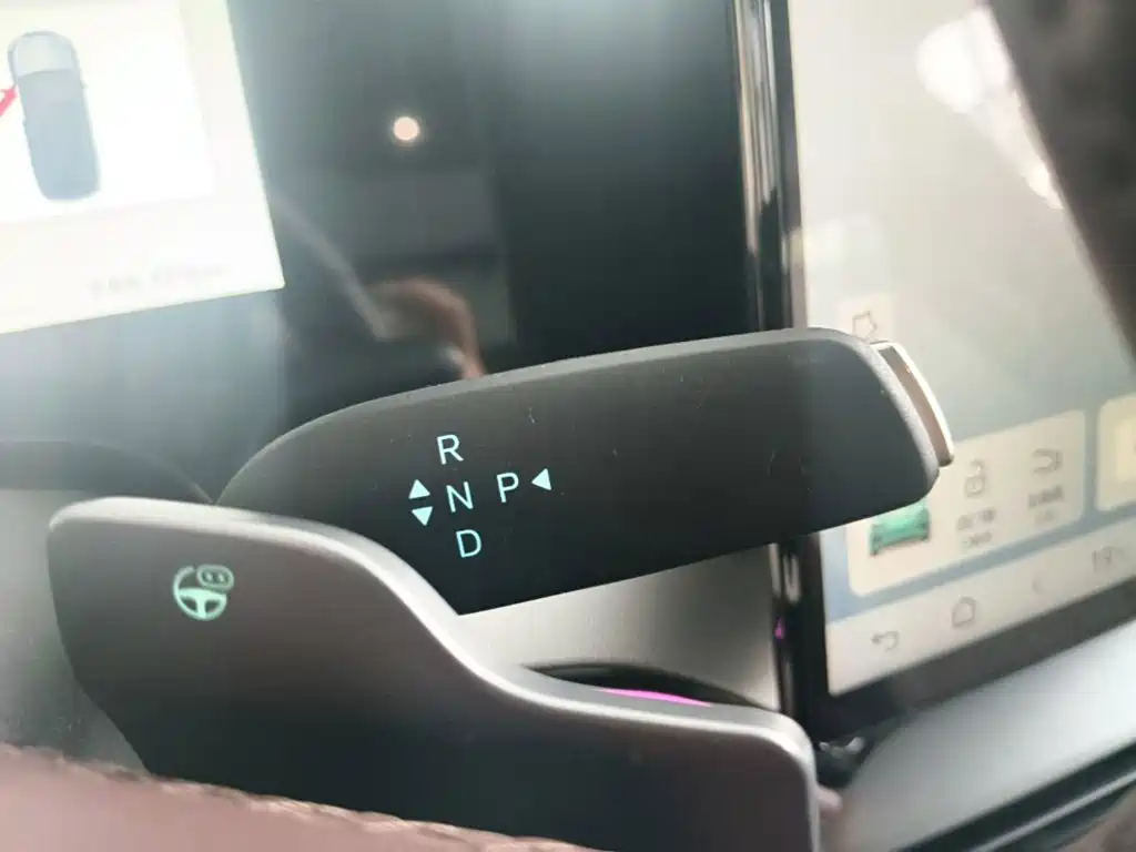 BYD Seal 07 DM-i 2025 — фото 14