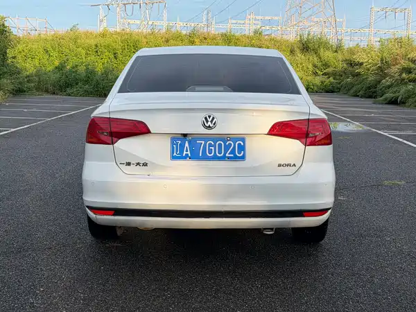 Volkswagen Bora 2021