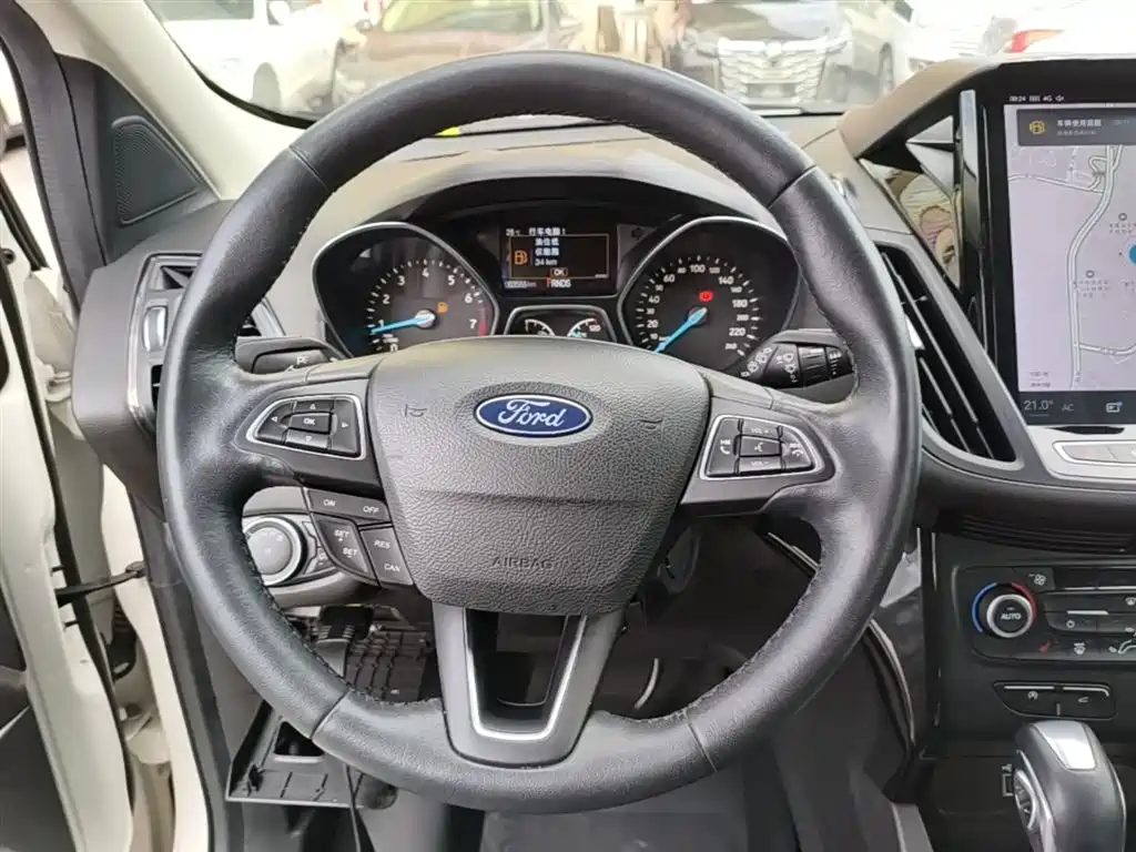 Ford Kuga 2019 — фото 11