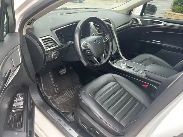 Ford Mondeo 2019