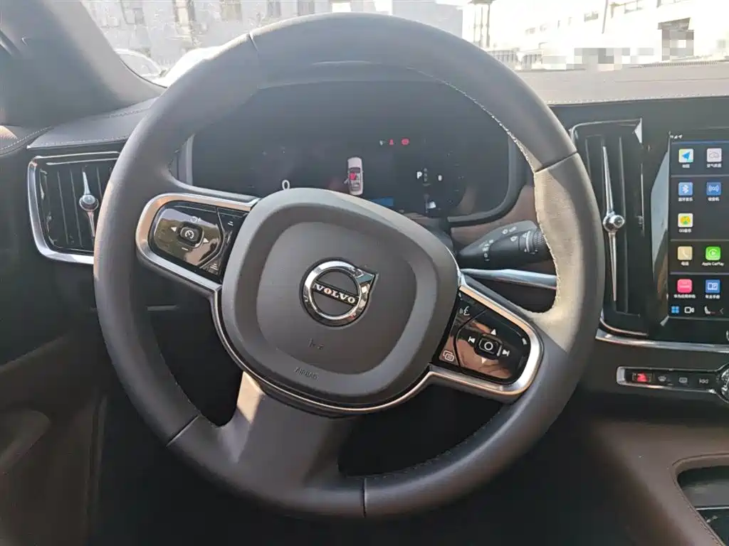 Volvo S90 2025 — фото 17