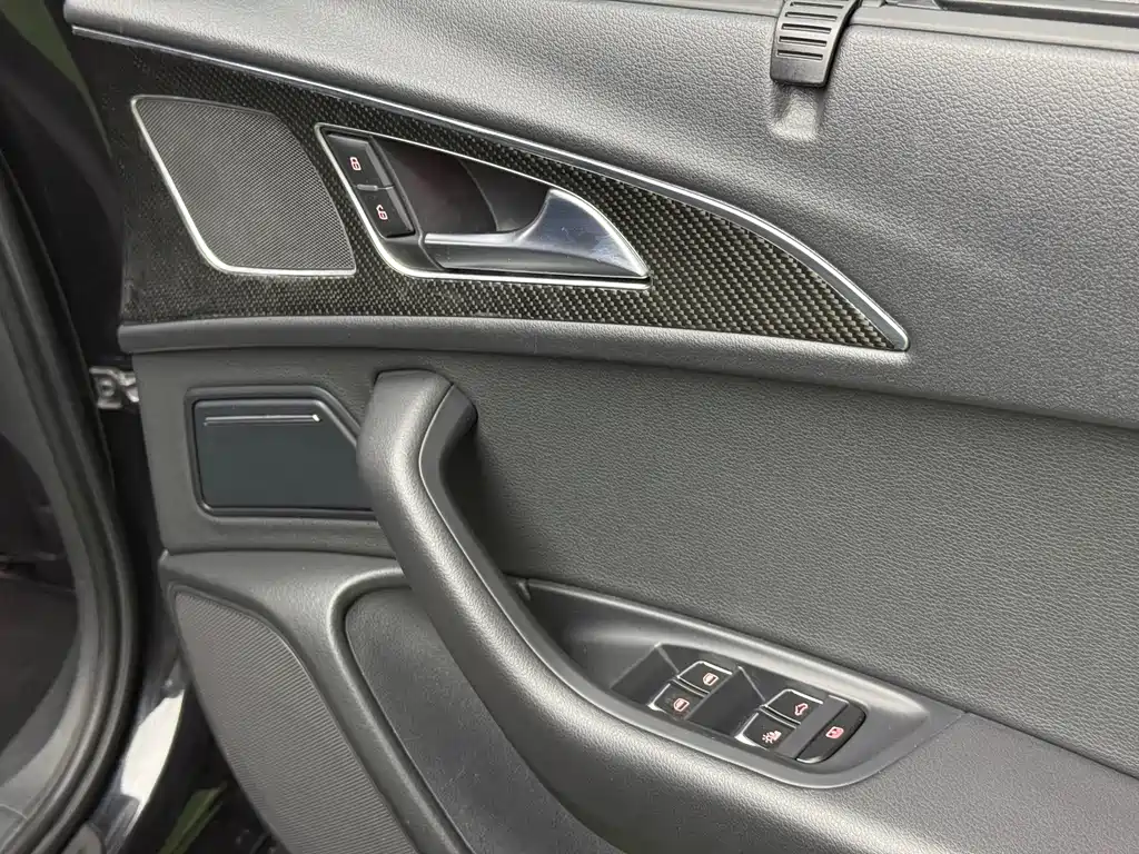 Audi A6L 2018 — фото 16