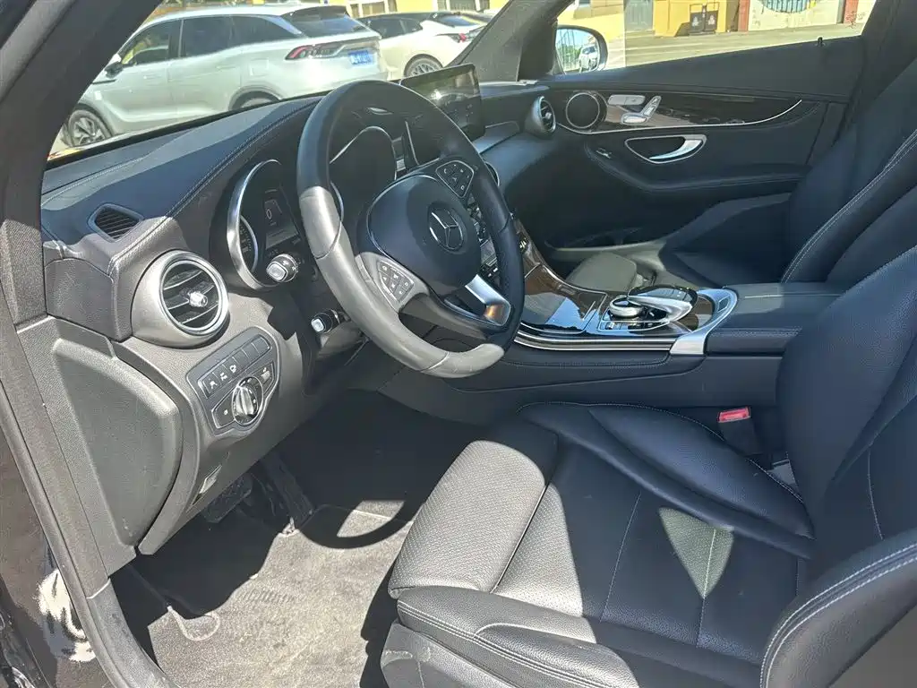 Mercedes-Benz GLC 2017