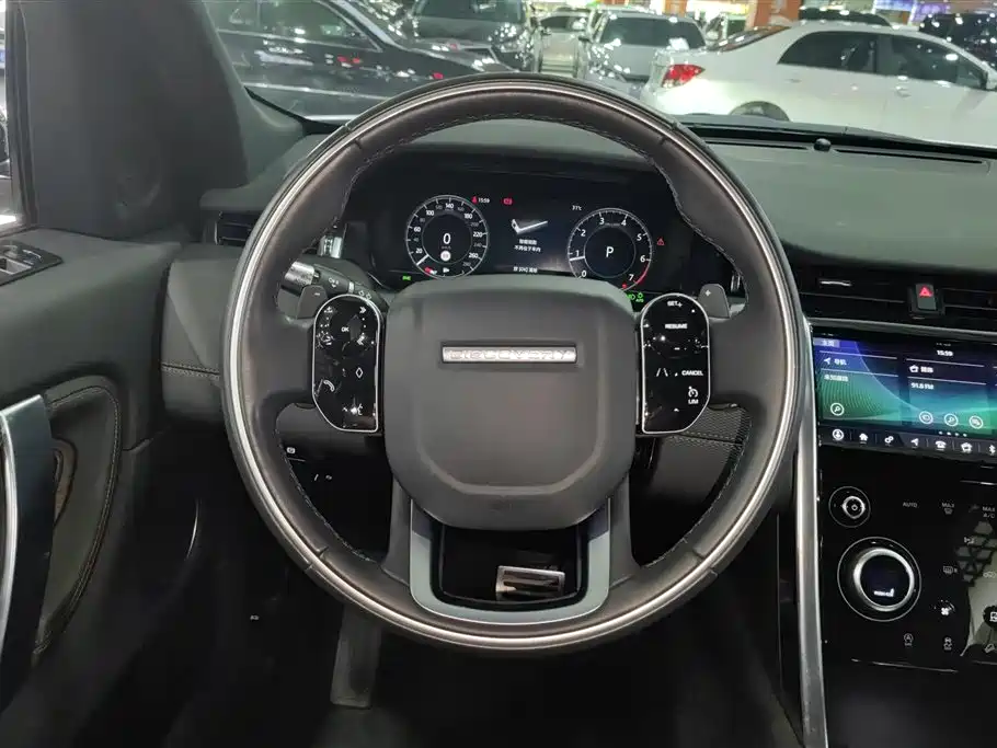 Land Rover Discovery Sport 2021 — фото 15