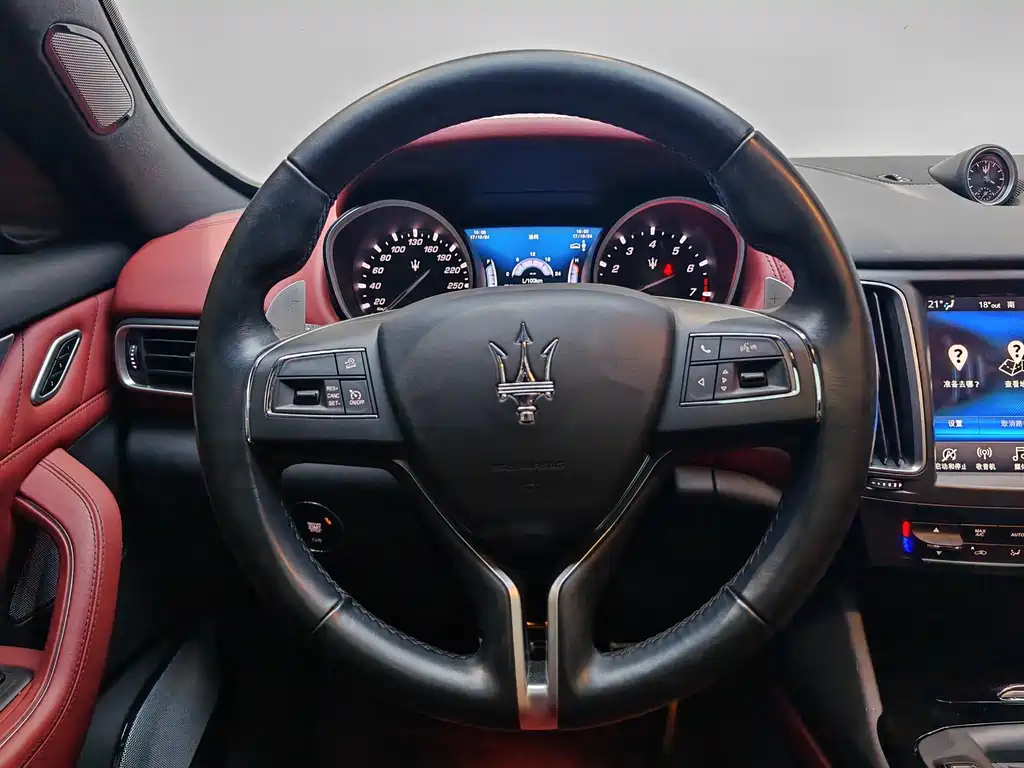 Maserati Levante 2021 — фото 9