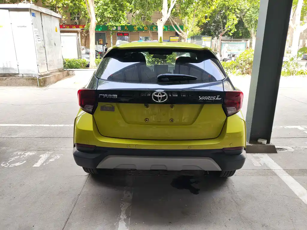 Toyota Yaris L 2021 — фото 14