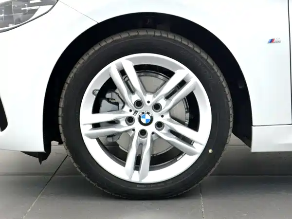 BMW 1 Series 2021