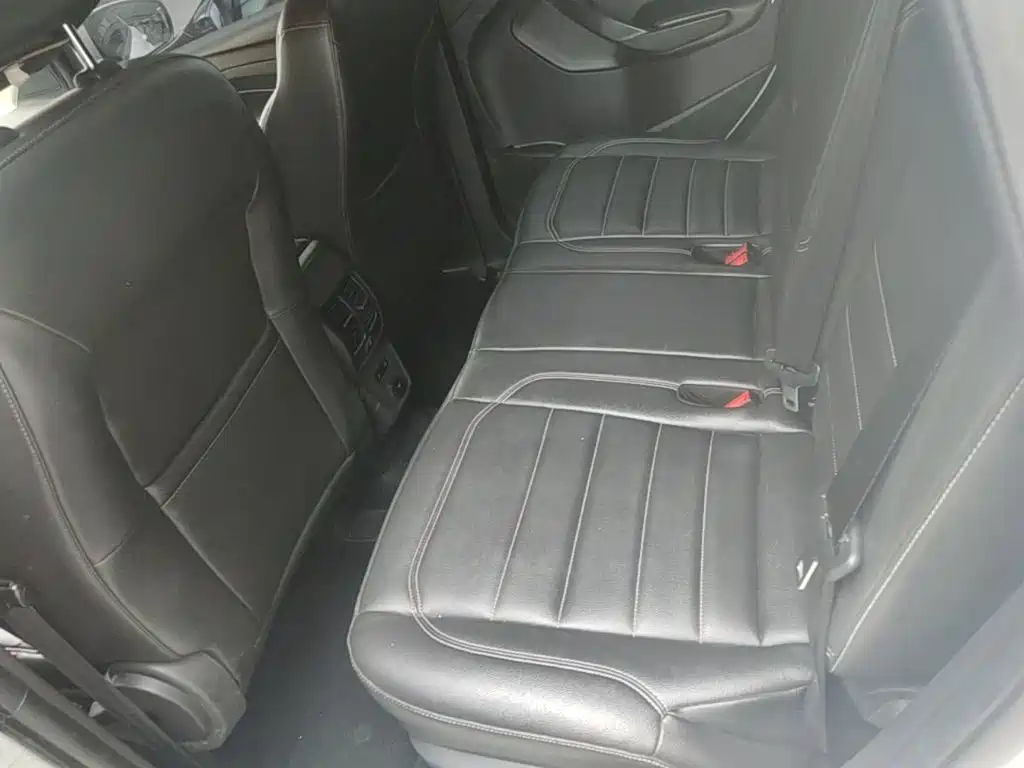 Ford Kuga 2018 — фото 13