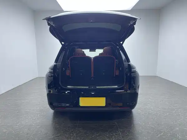 Li Auto L8 2024