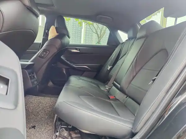 Toyota Avalon 2022