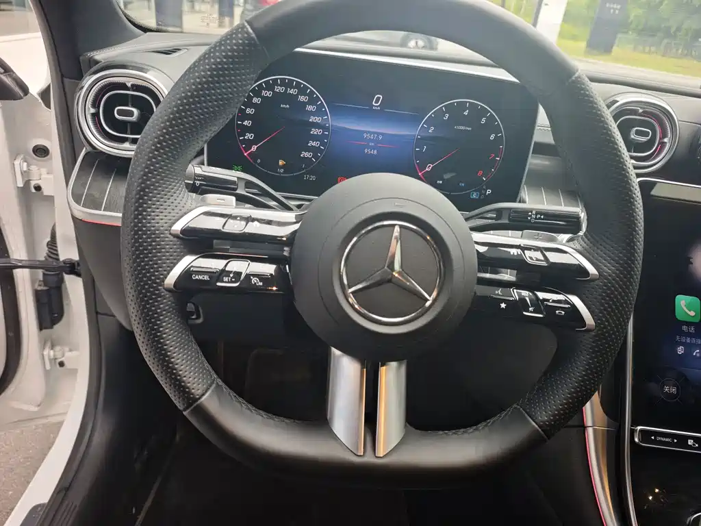 Mercedes-Benz C-Class 2024 — фото 14