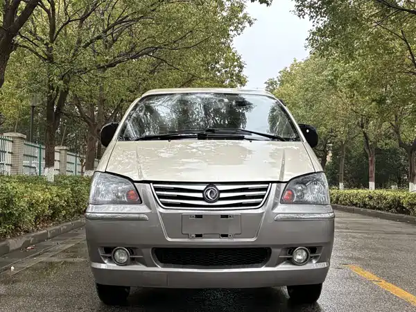 Dongfeng Lingzhi 2016