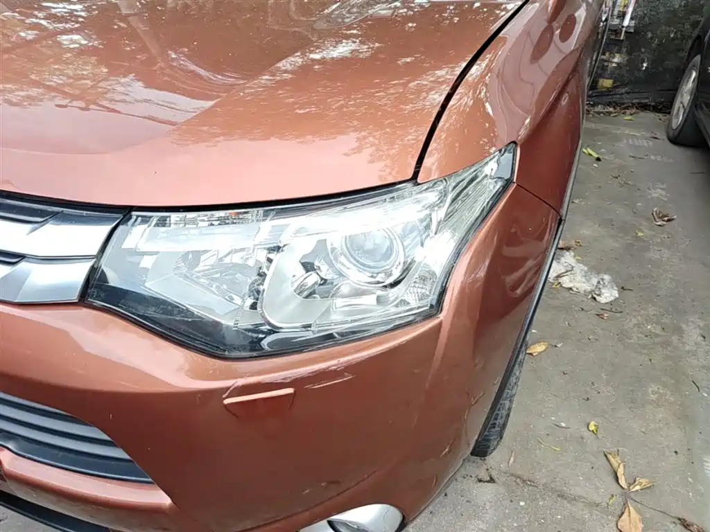 Mitsubishi Outlander 2015 — фото 24