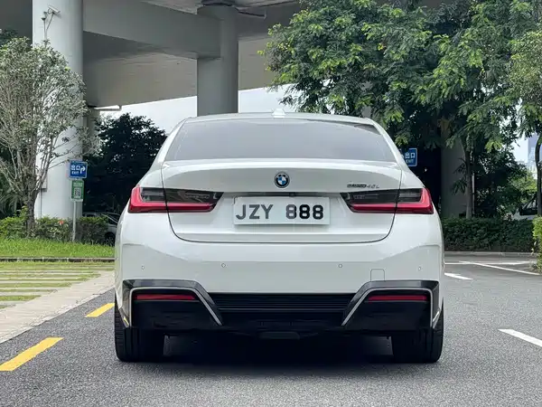 BMW i3 2023