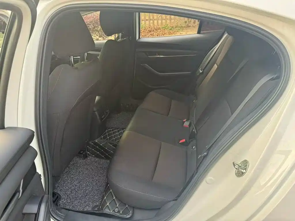 Mazda 3 Axela 2022