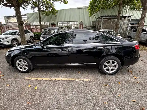 Audi A6L 2011