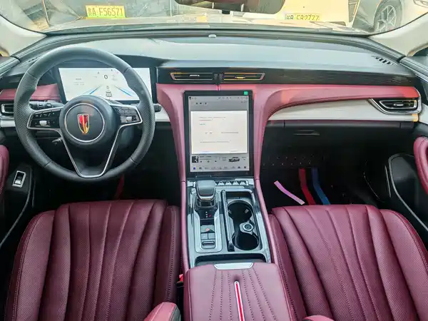 Hongqi H5 PHEV 2025