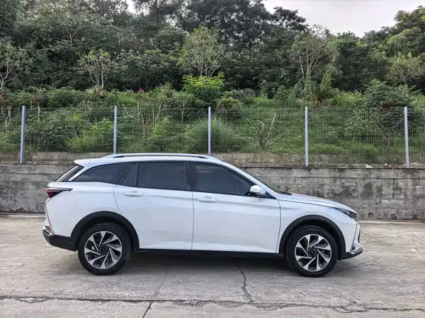 Dongfeng Yixuan GS 2022