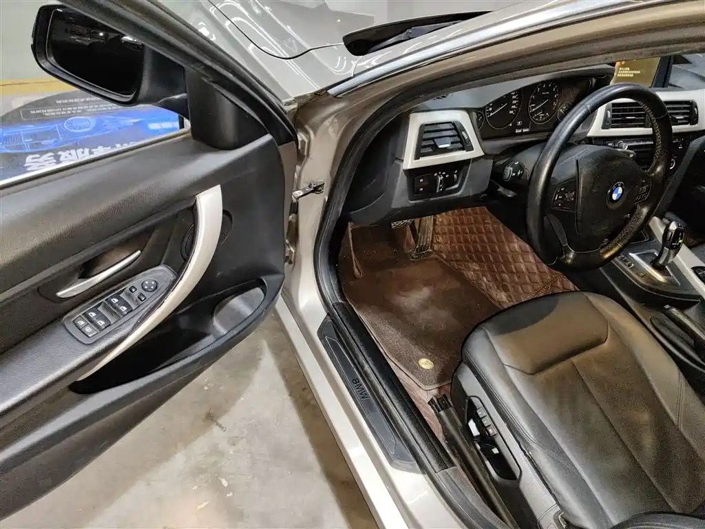 BMW 3 Series 2015 — фото 13