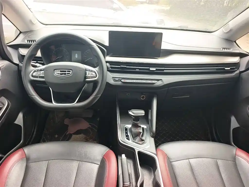 Geely Vision X3 2022 — фото 10