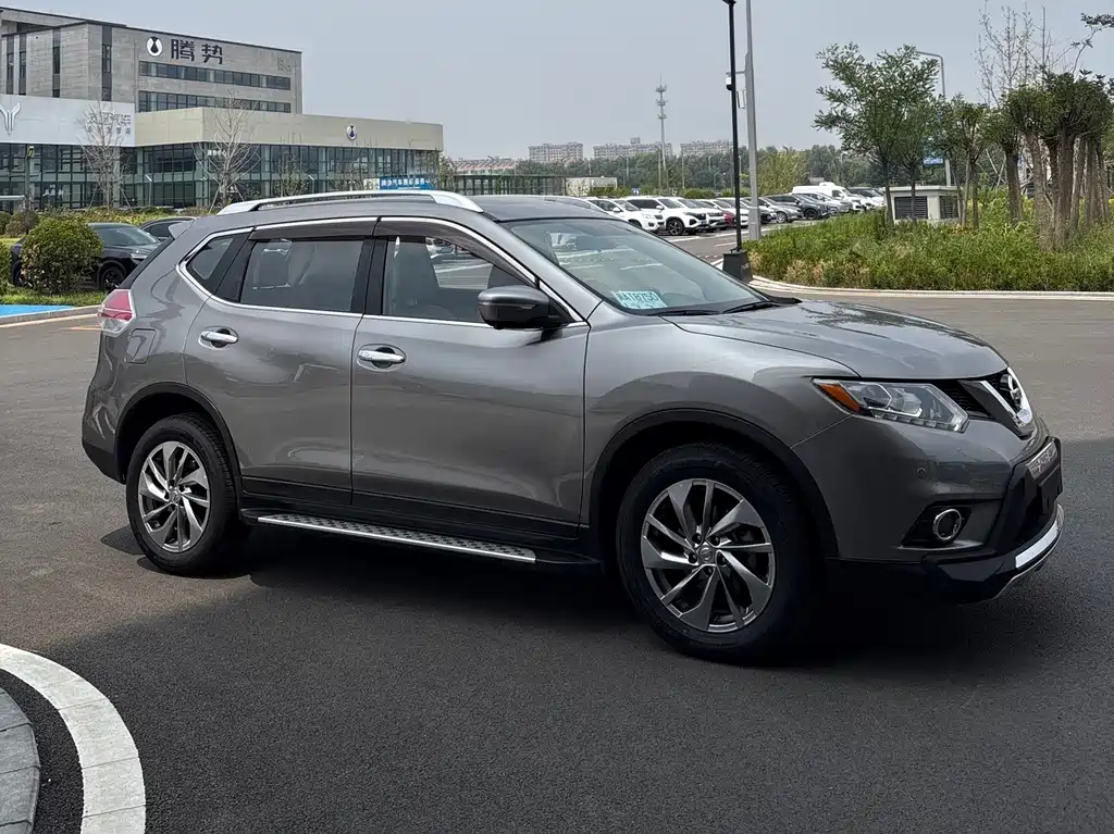 Nissan X-Trail 2014