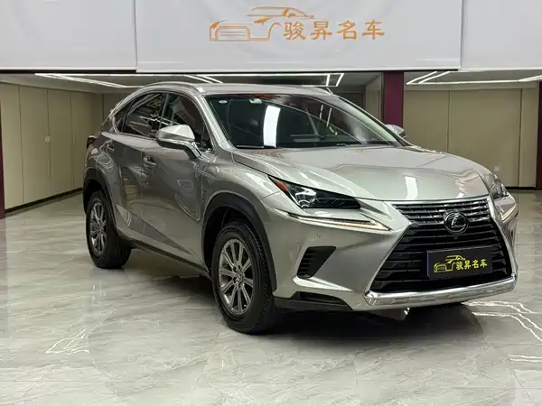 Lexus NX 2018