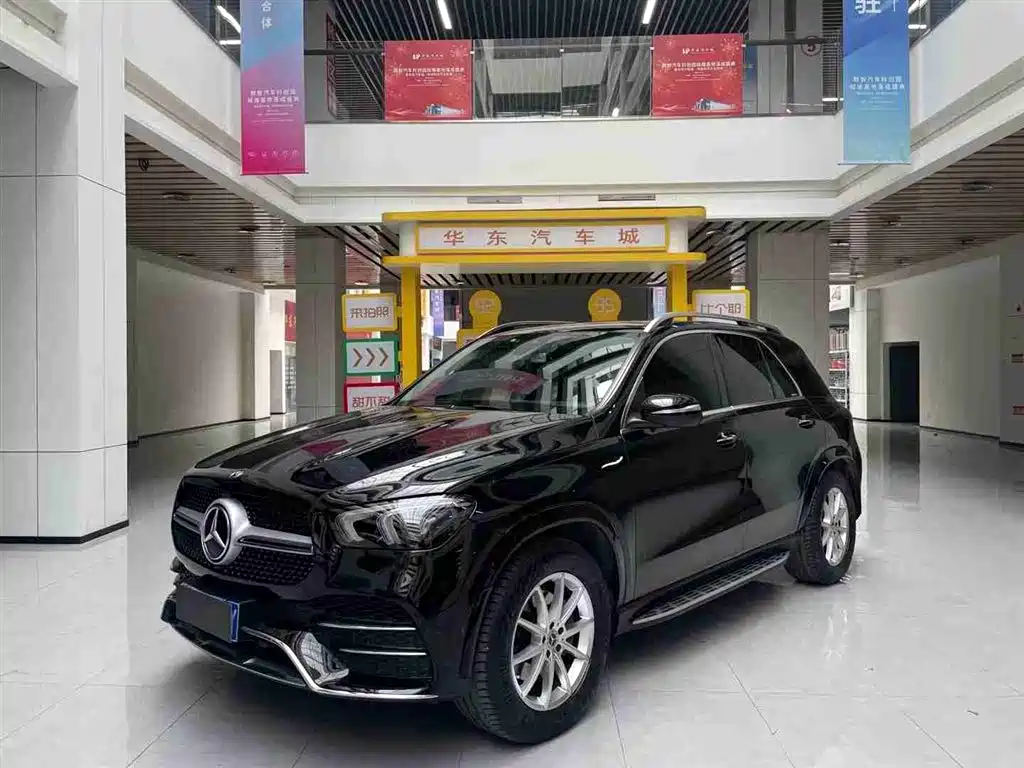 Mercedes-Benz GLE 2020 — фото 1