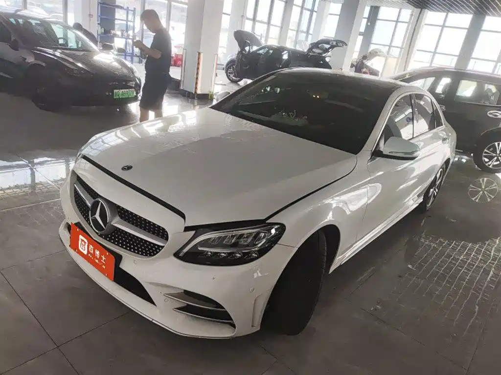 Mercedes-Benz C-Class 2019