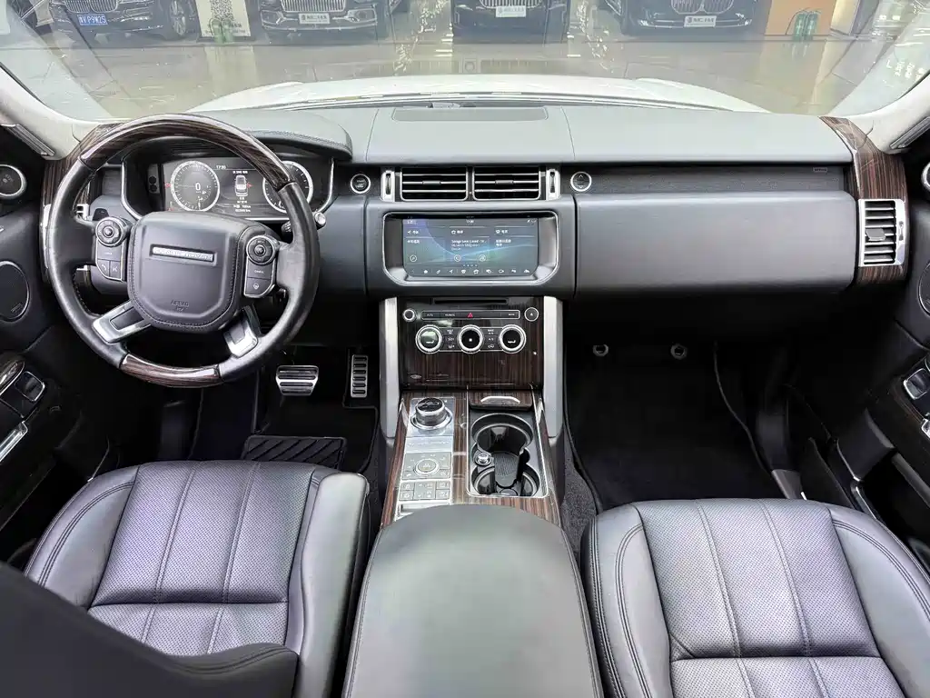 Land Rover Range Rover 2017 — фото 13