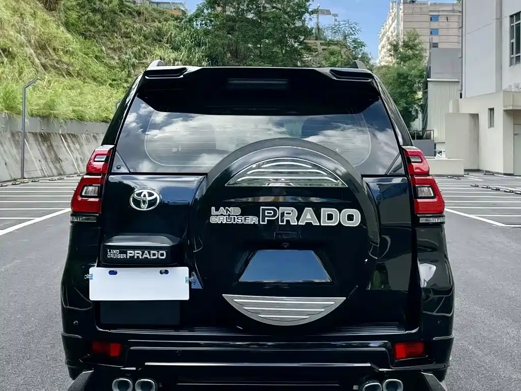 Toyota Prado 2019 — фото 8