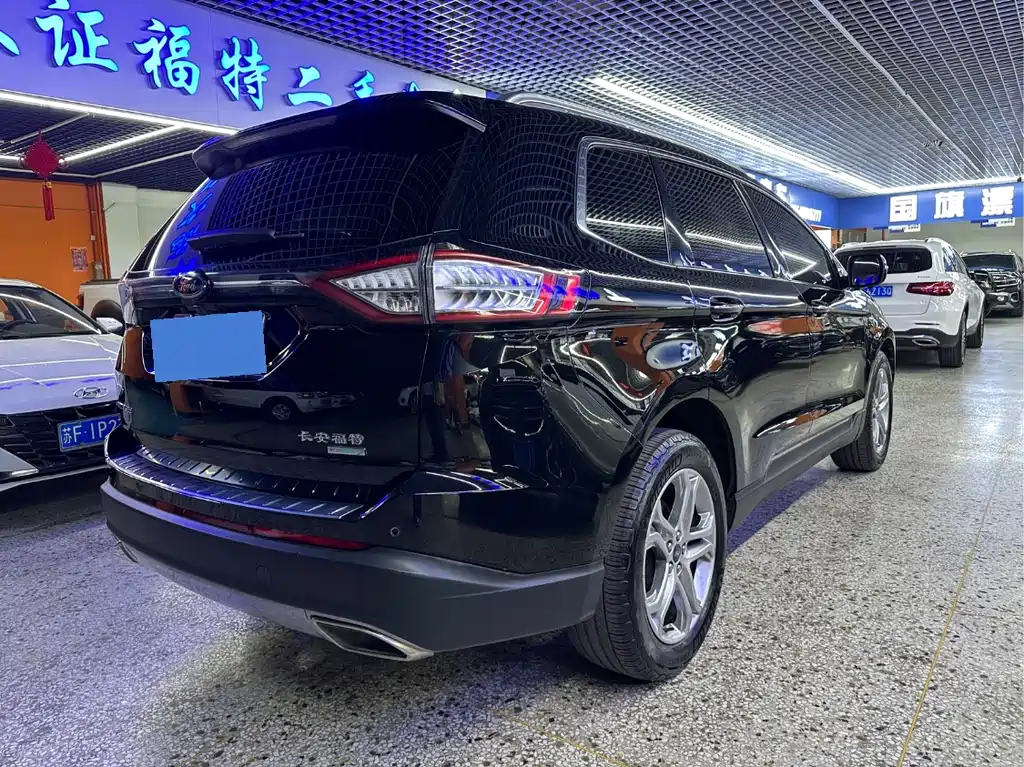 Ford Edge 2019 — фото 3