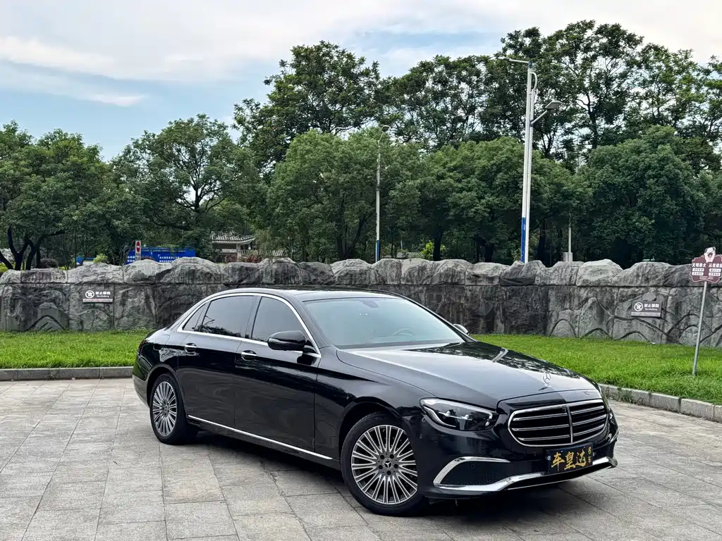 Mercedes-Benz E-Class 2023