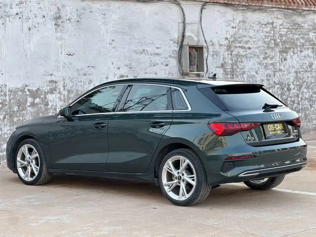 Audi A3 2023 — фото 10