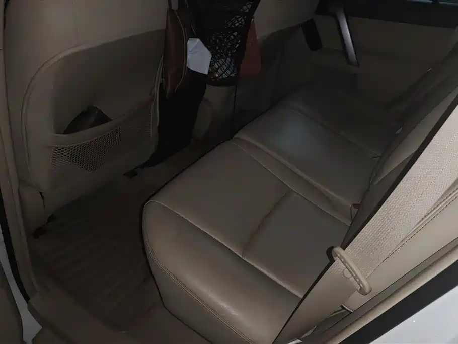 Toyota Prado 2015 — фото 11