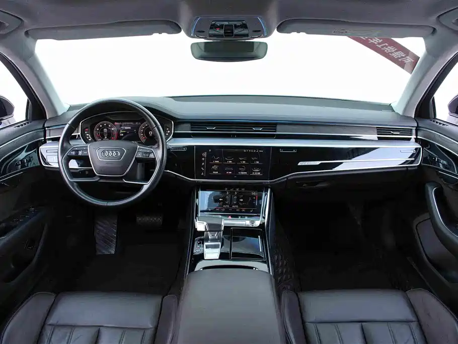 Audi A8 2020 — фото 10