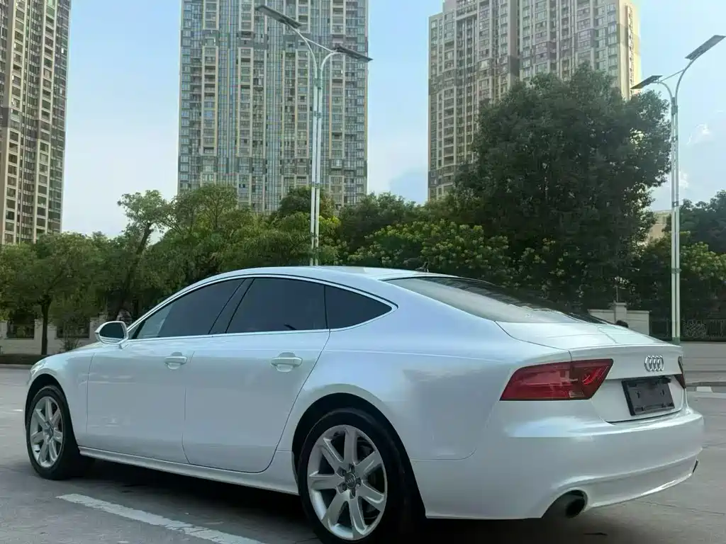 Audi A7 2012