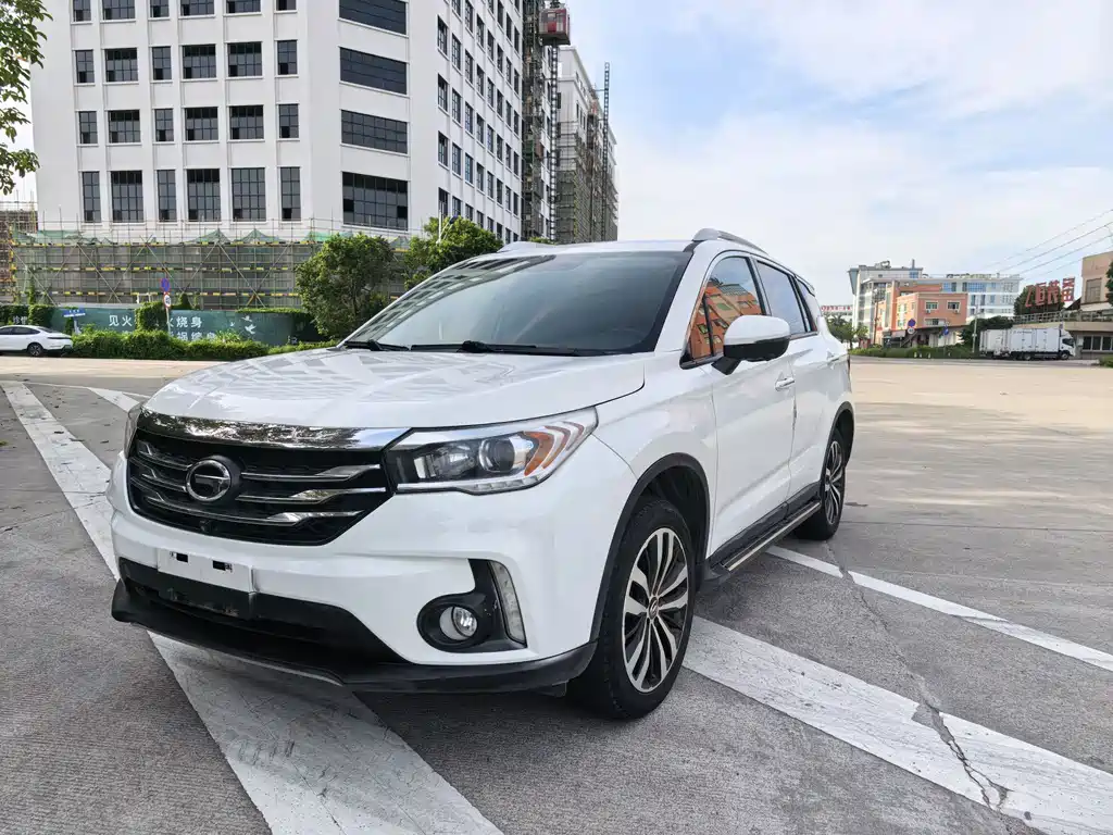 GAC Motor Trumpchi GS4 2017 — фото 3